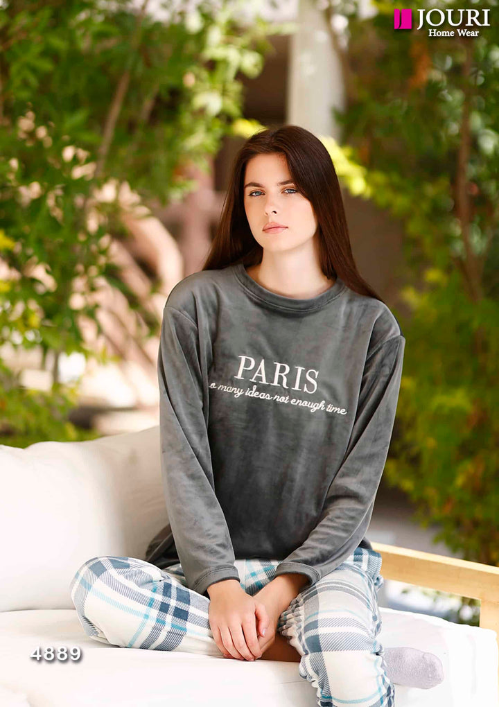 Women's pajamas Paris