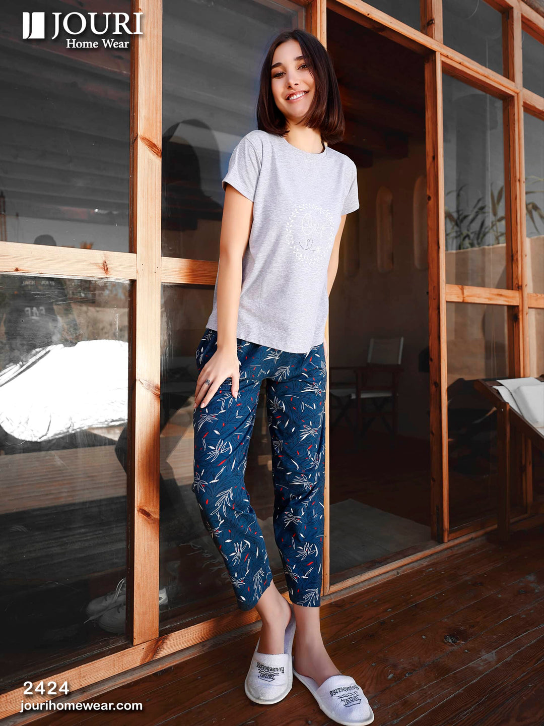 Women's half-sleeve circular branch pajamas