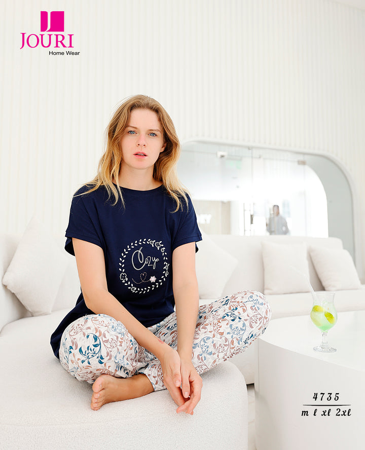 Women's half-sleeve pajamas with decoration