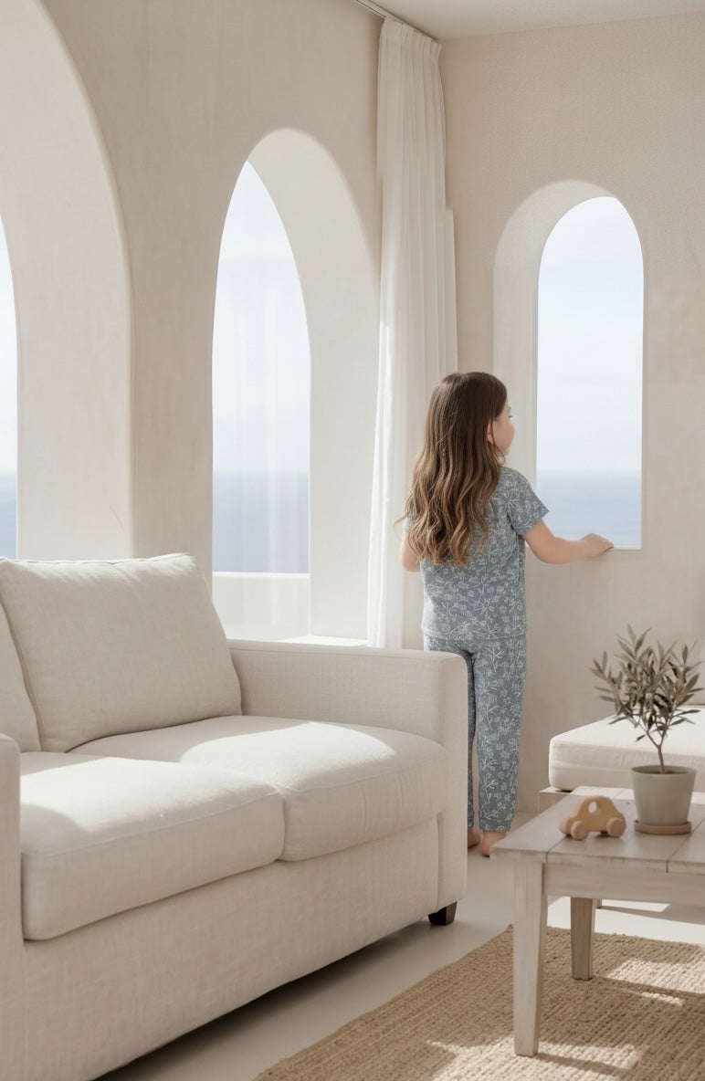 Girls' pajamas with half-sleeve buttons