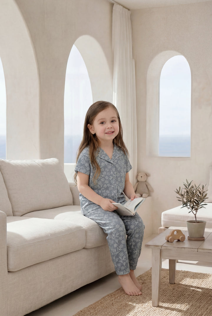 Girls' pajamas with half-sleeve buttons