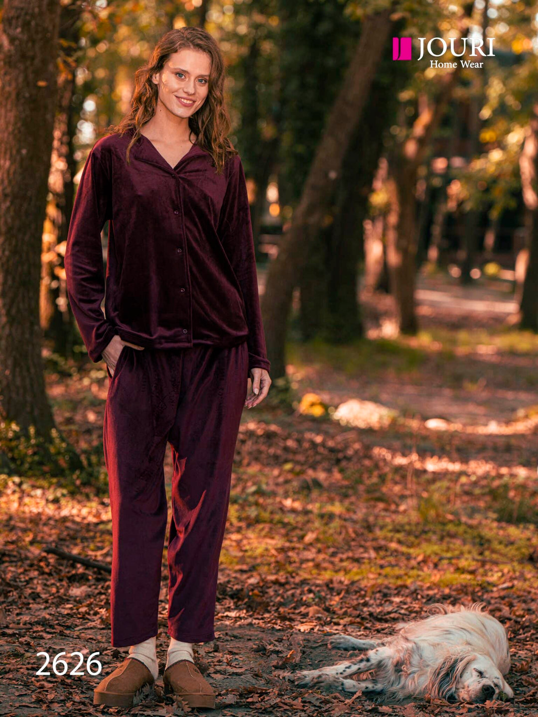 Women's buttoned pajamas