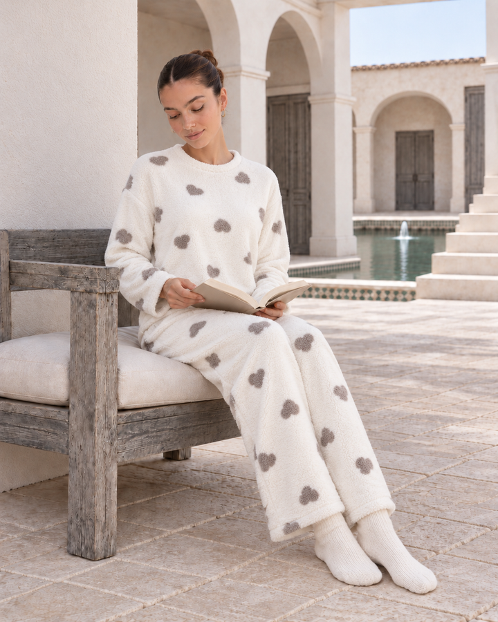 JOURI Plush Heart-Print Pajama Set - 9009, Off White