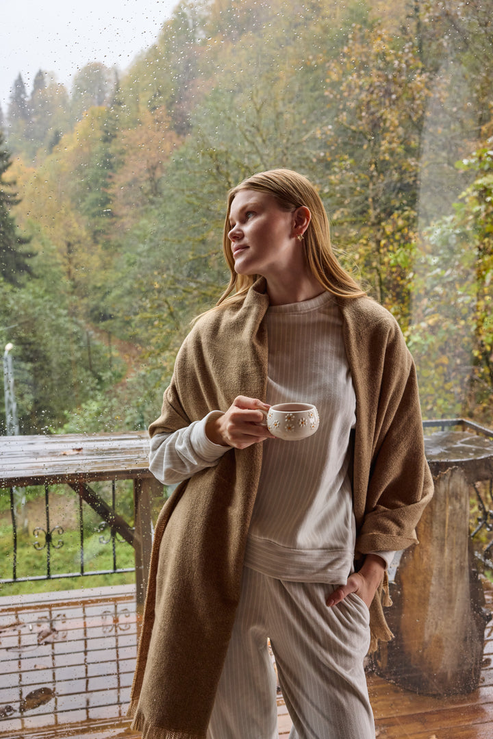 Soft Ribbed Winter Set – Cozy Minimal Loungewear | 6002