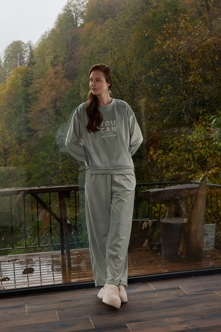 Winter Lounge Set/6038