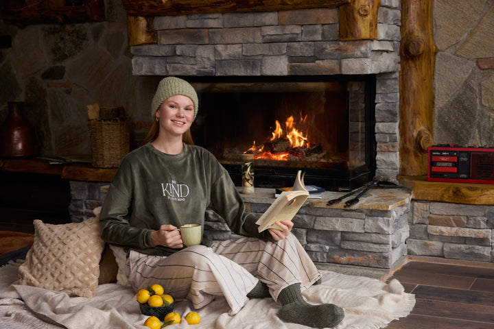 Velvet Embroidered Sweatshirt Set – Cozy Winter Comfort | 6004