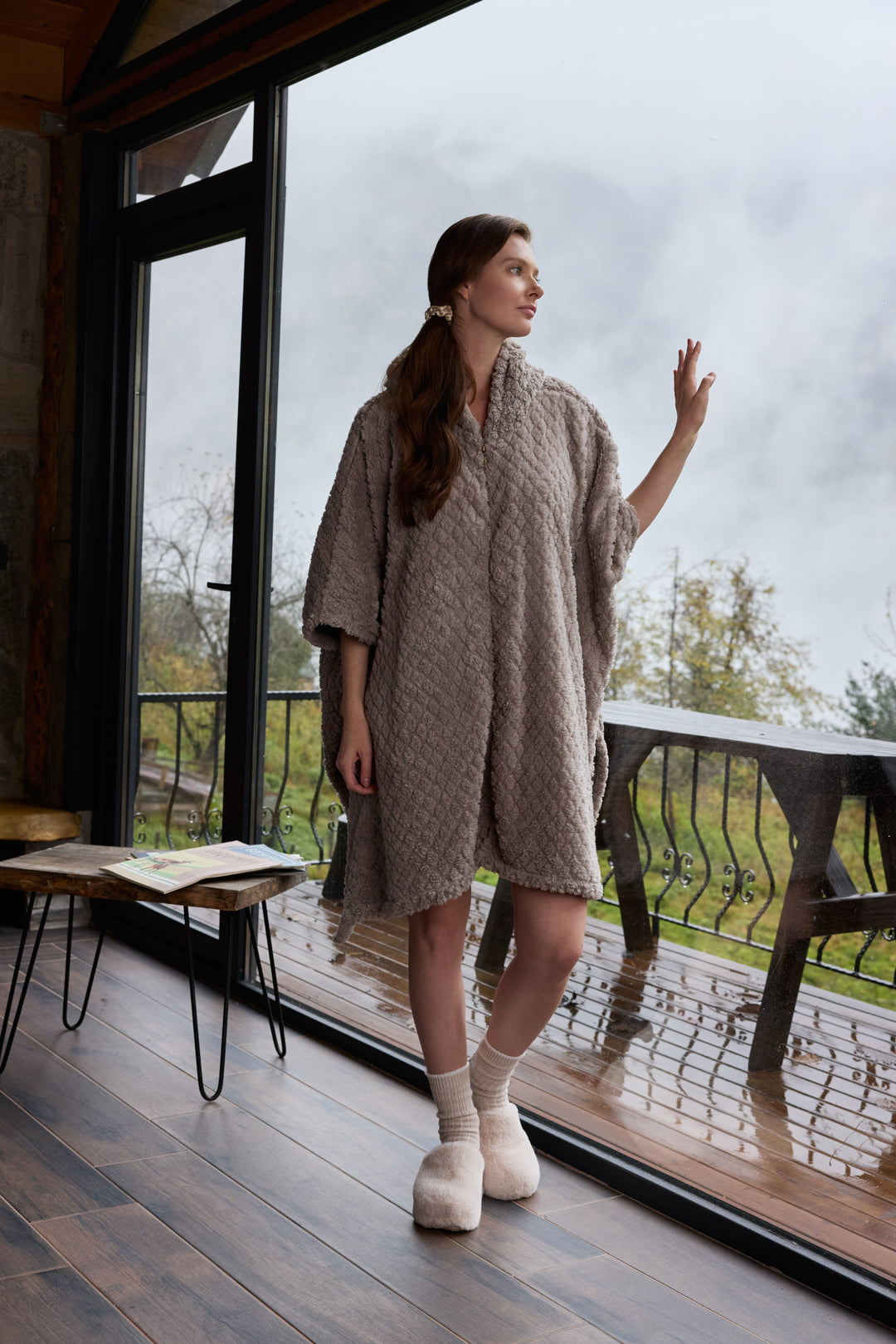 Wearable Winter Blanket – Ultra-Soft Cozy Poncho | 6006