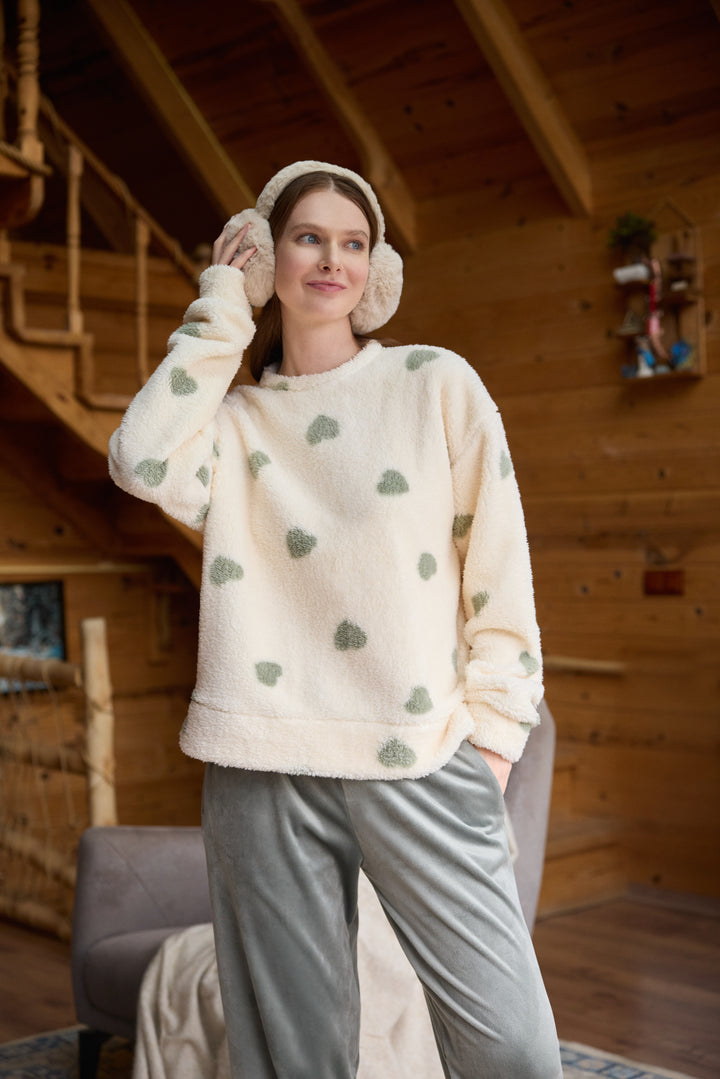 Fluffy Heart Winter Set – Soft Sherpa &amp; Velvet Comfort | 6007