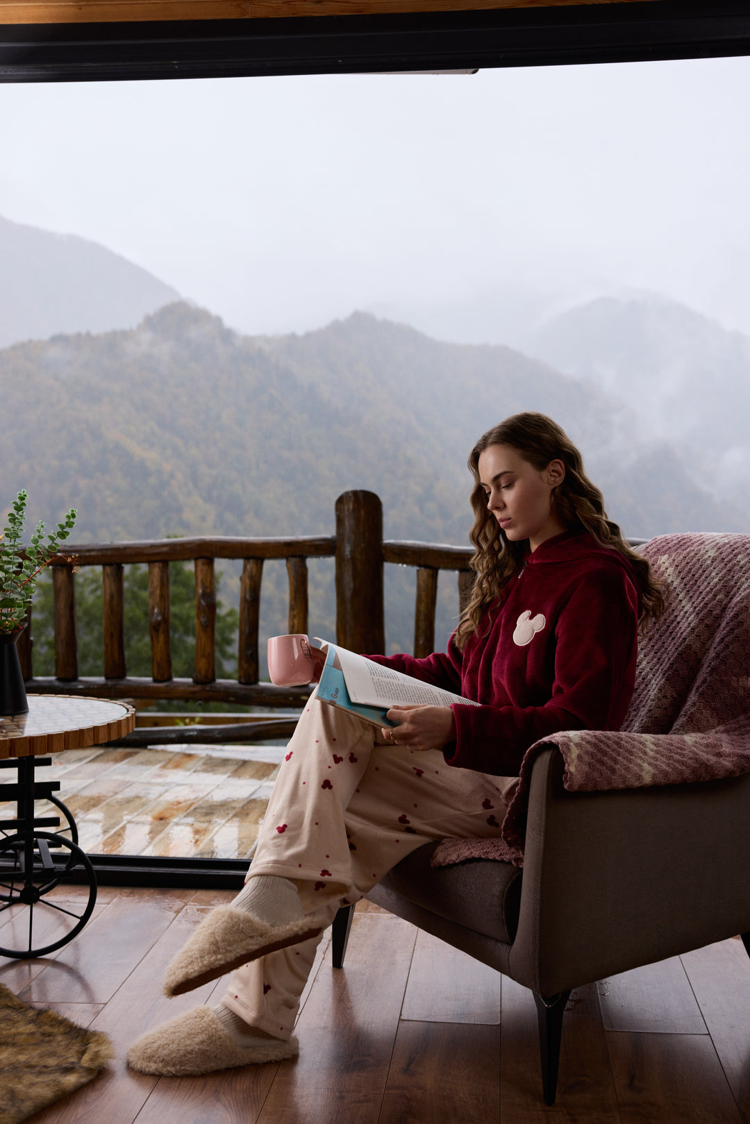 Women’s Winter Soft Pajama Set – Cozy & Stylish/6041