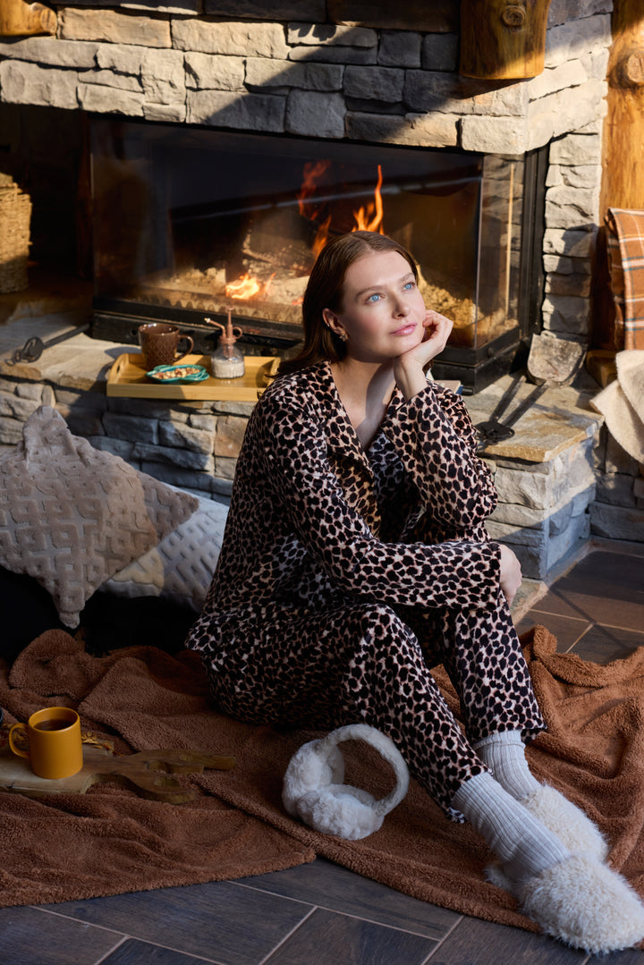 Leopard Velvet Pajama Set with Buttons – Cozy Winter Style | 6010