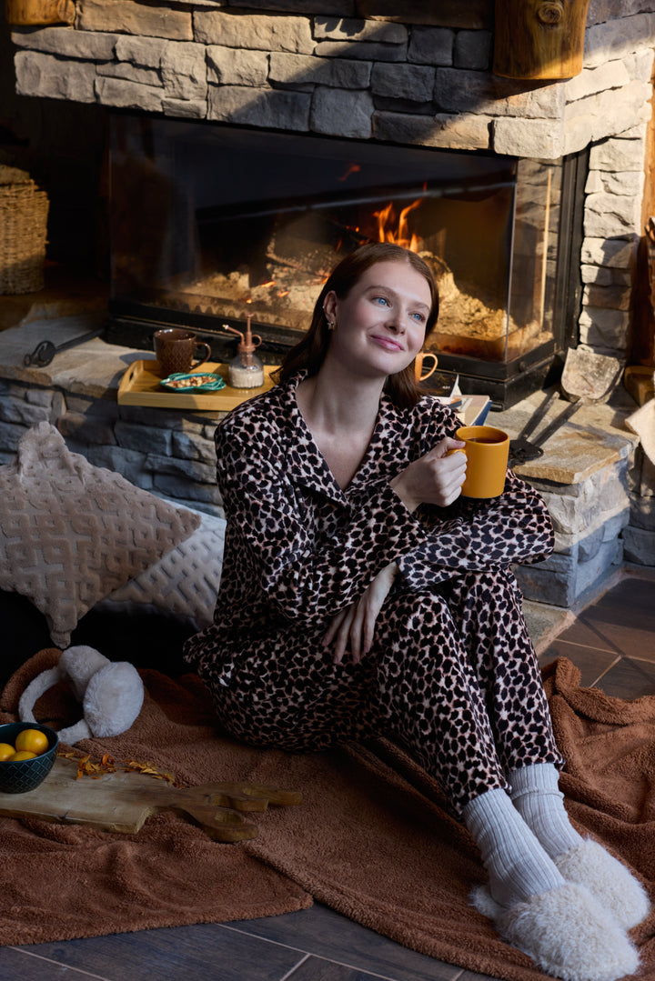 Leopard Velvet Pajama Set with Buttons – Cozy Winter Style | 6010