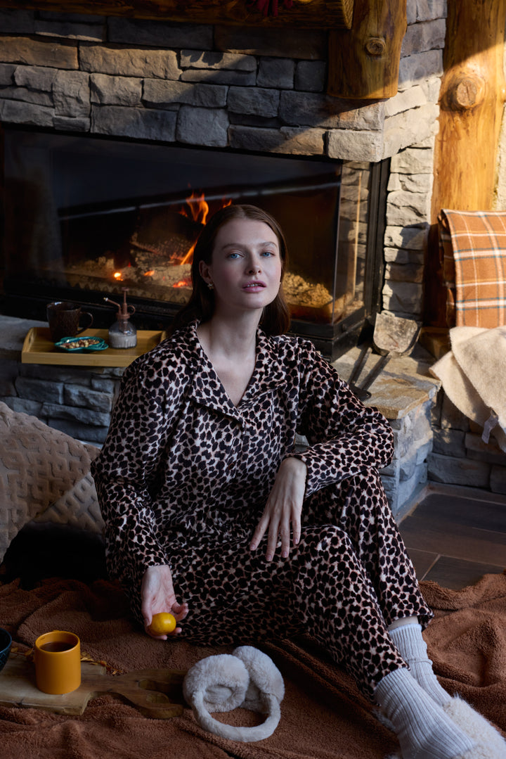 Leopard Velvet Pajama Set with Buttons – Cozy Winter Style | 6010