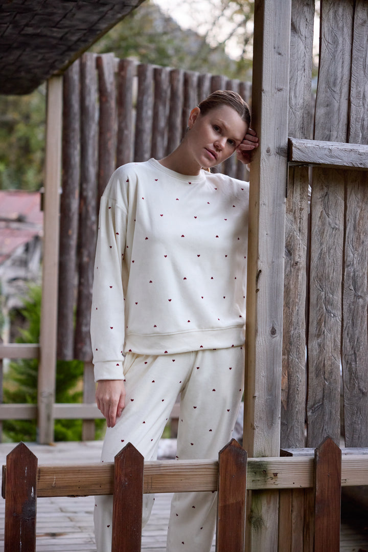 Cream Heart-Pattern Sweatshirt Pajama Set | 6023