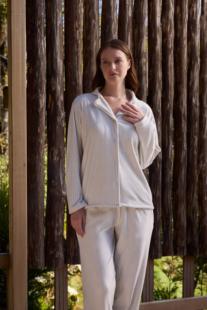 Classic Button-Up Pajama Set – Soft Long Sleeve Sleepwear / 6090