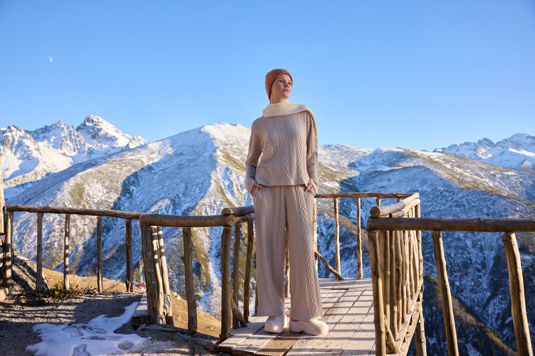 Women’s Hooded Textured Lounge Set – Cozy, Soft & Modern/ 6072