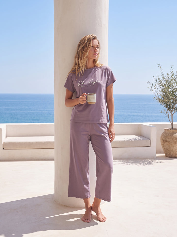 Jouri Women’s Lounge Set – "Vibe Higher" l 8057