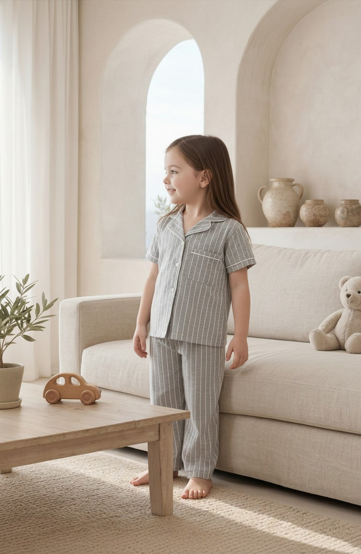 Comfortable and fashionable girls' pajamas - a touch of elegance for every day
