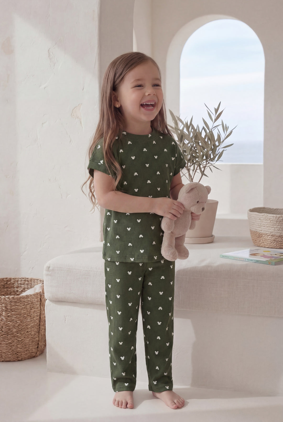 Jouri Kids Mickey Print Pajama Set