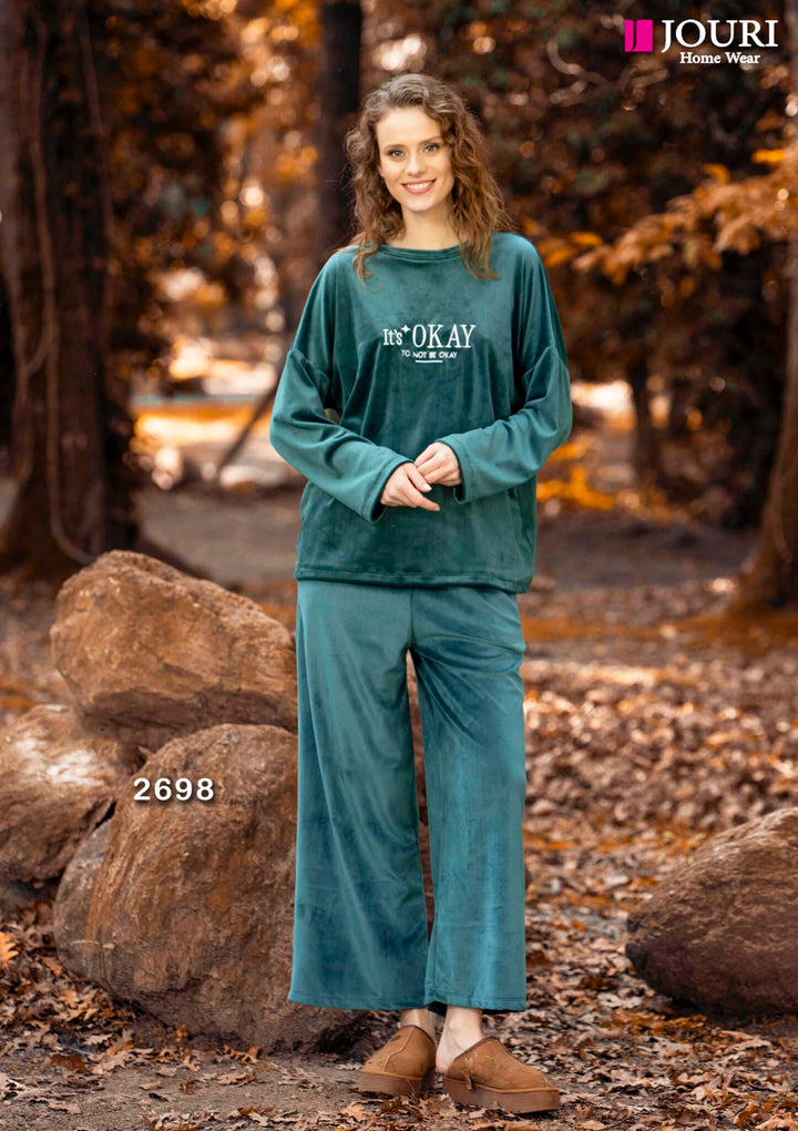 Jouri women's velvet pajamas in attractive green color