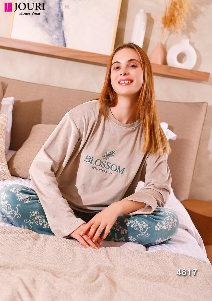 Women's pajamas Blossom