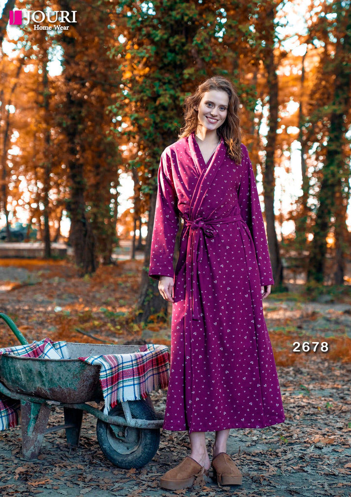 Long winter robe printed with hearts