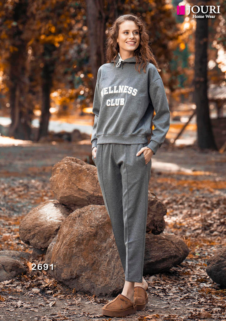 Women's pajamas "WELLNESS Club"