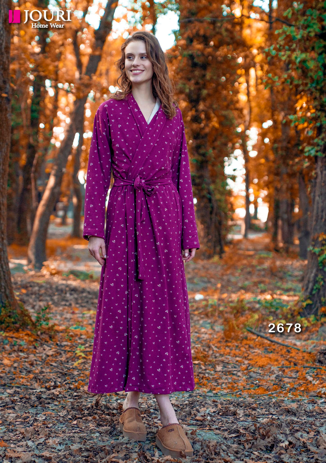 Long winter robe printed with hearts